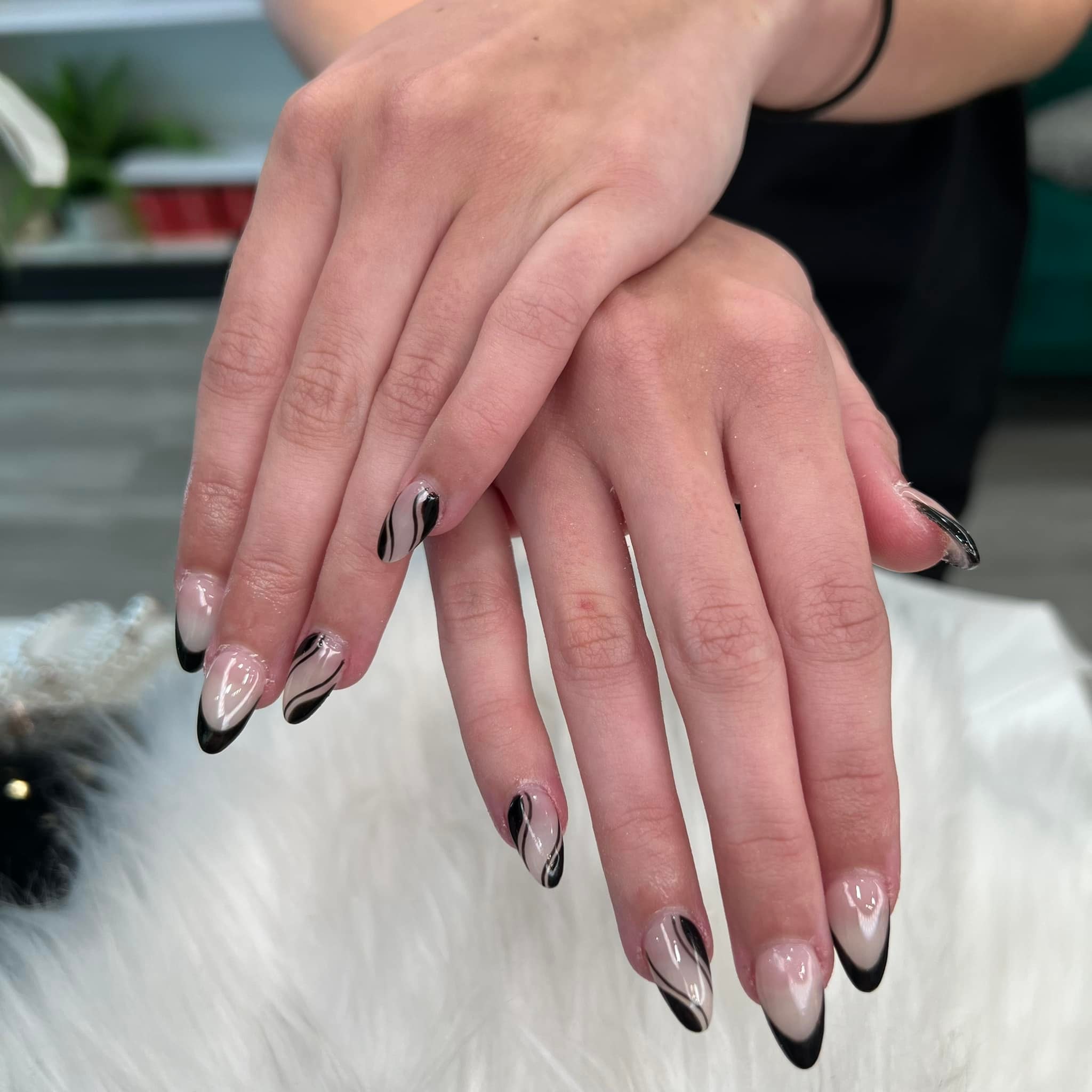 Tips to Maintain Your ‍Luxury Pedicure at Home